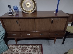 is my aunt being ripped off ? g plan or mid century furniture is "worthless" furniture