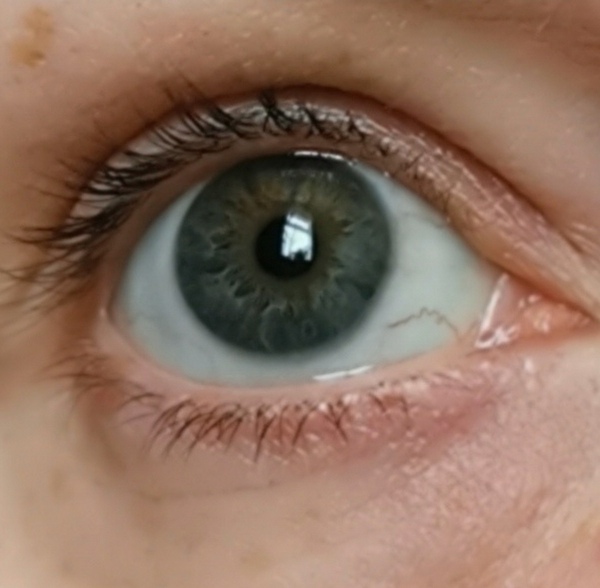What is my eye colour?