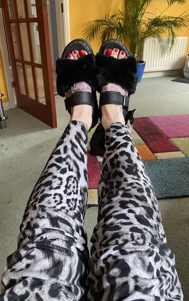 What are you wearing today.. skipping into Spring