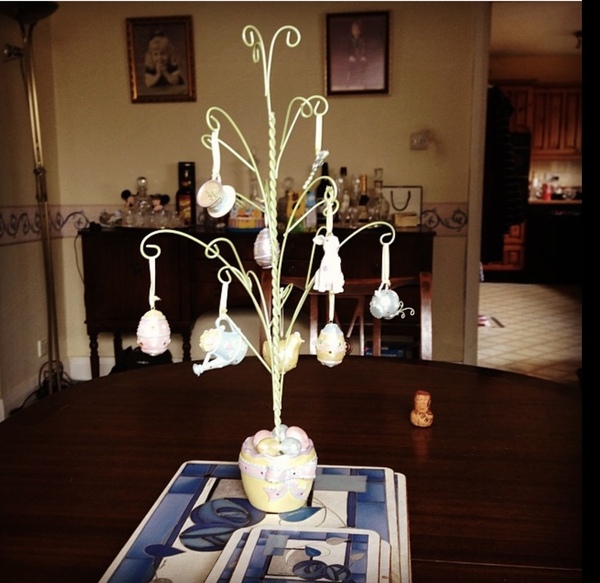Doe anyone have an Easter Tree ?