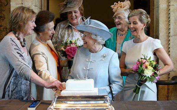 Royal Style: Gucci and Chanel for the win, coat dresses for the bin!