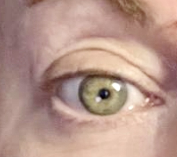 What is my eye colour?
