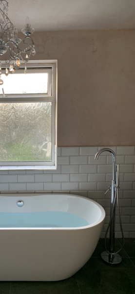 Do you havr a freestanding bath?