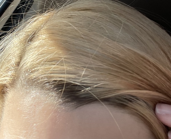 Really noticeable dark brown roots even when hair is just done