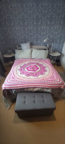 Does anybody do crafting?