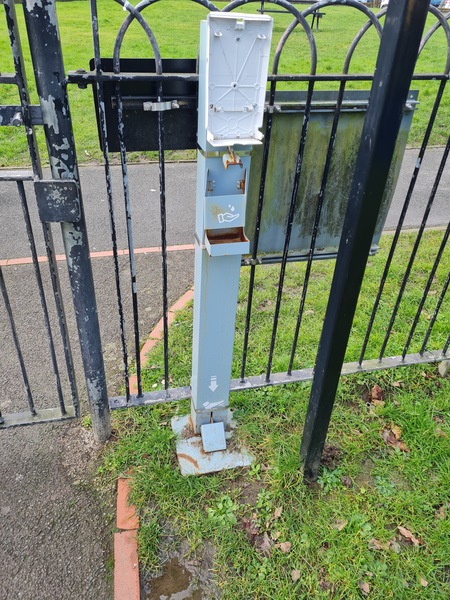 Can I use the playground of a council estate if we don't live there?
