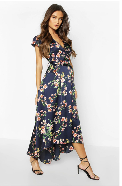 Would anyone like to accessorise this dress for me?