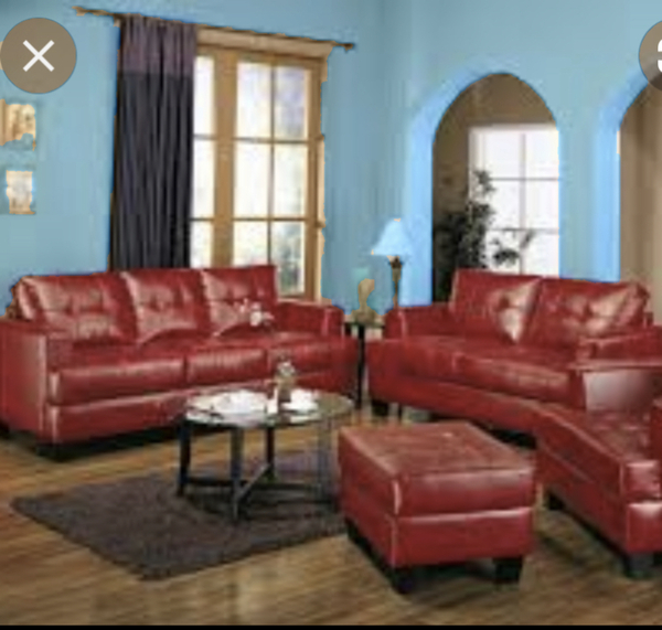 What colour walls with a red sofa