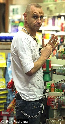 Dragons' Den - Does anybody know what the dragons are like in real life?