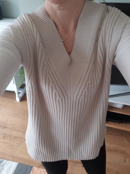 What are you wearing today.. skipping into Spring