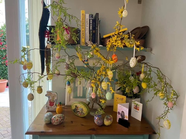 Doe anyone have an Easter Tree ?