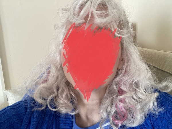 Anyone got long grey/white hair?