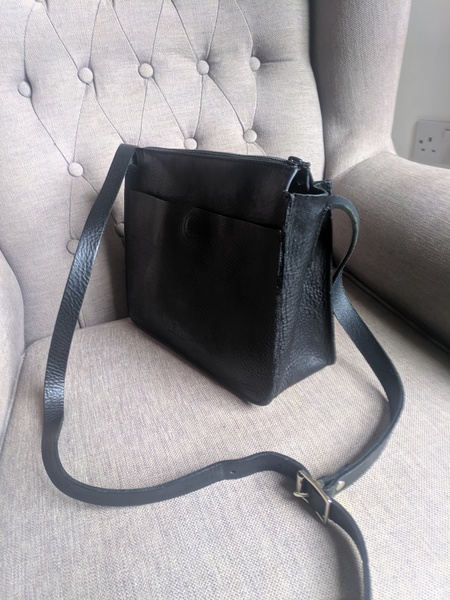 Les Parisiennes des Mamansnet: Maids Cosplaying as Schoolboys are Going to Get Themselves Cancelled by North Korea