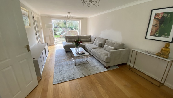 Which sort of curtains would suit my living room?