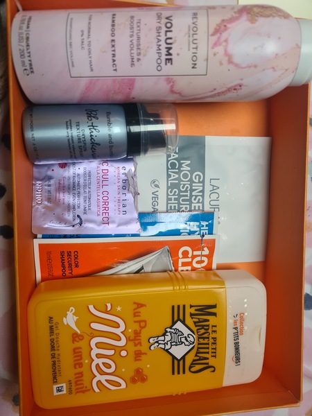 Are you addicted to beauty products? If so, please join - we are "Beauty addicts anonymous" 💜