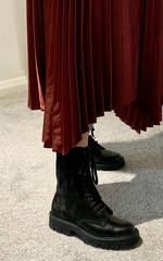 Les Parisiennes des Mamansnet: Maids Cosplaying as Schoolboys are Going to Get Themselves Cancelled by North Korea