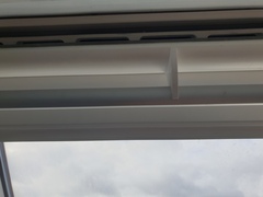 Help - airbnb Velux type window won't close!