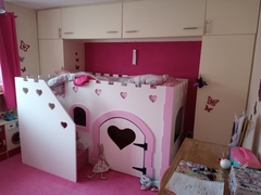 Should I remove fitted wardrobes?