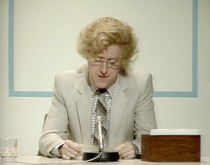 Bamber Gascoigne's died - RIP. Did you know he owned Button House (Ghosts)?