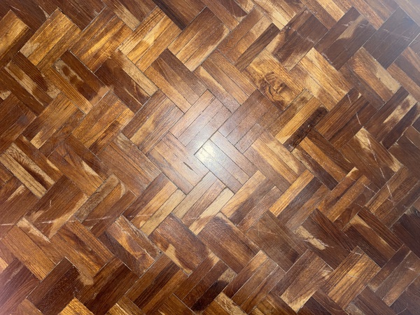 Reclaimed parquet pine flooring