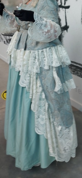 I am struggling with inspiration; I either have jone or too much!