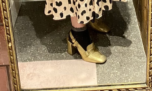 Metallic Gold lace ankle socks to wear with these shoes