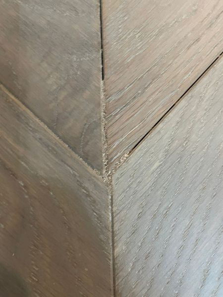 Engineered flooring - is this a poor job?