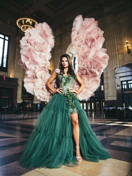Oh my! If ever a dress could make me work harder …