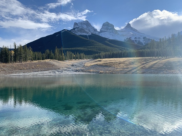 AIBU to ask whether to visit the East or the West of Canada?