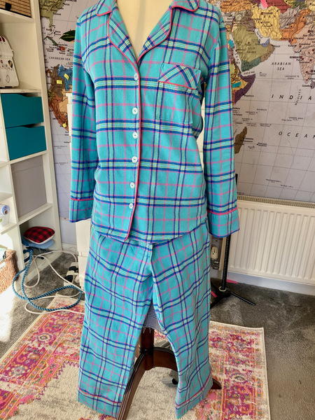 Stitch and bitch thread #4 I needle the help I can get.