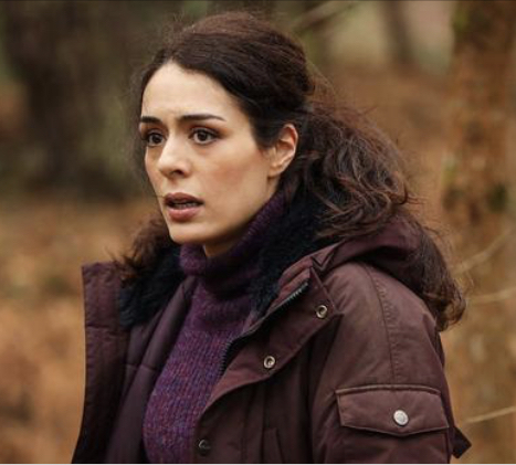 Brown Carhartt jacket worn by Sara Castaing in La Promesse