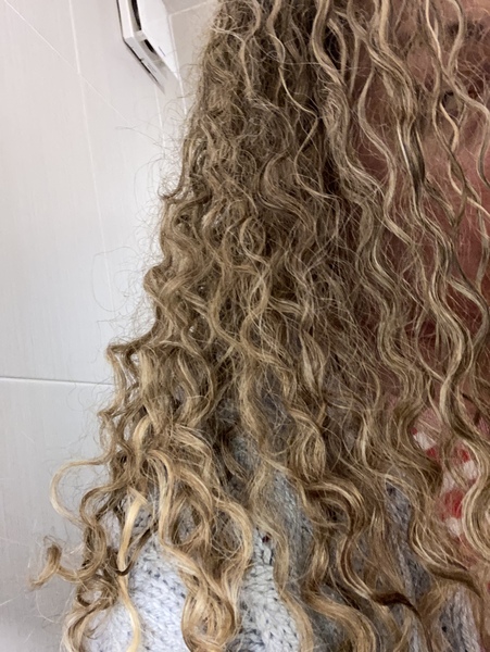 12yo DD self conscious about exploding hair
