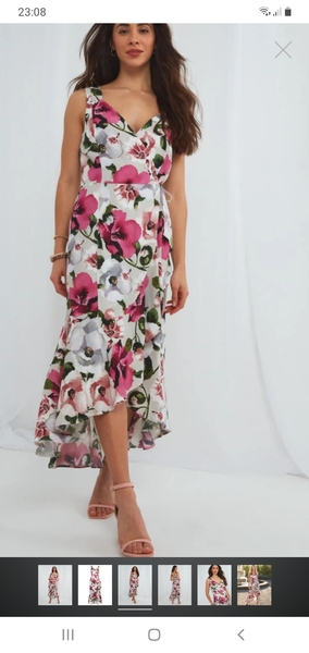 Garden party dress in April