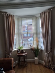 Wooden blinds.. Tapes or no tapes?