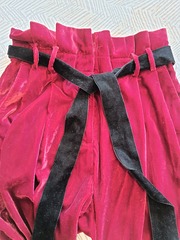 Les Parisiennes des Mamansnet: Maids Cosplaying as Schoolboys are Going to Get Themselves Cancelled by North Korea