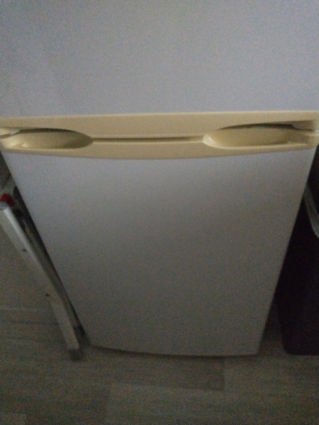 Calling cleaning experts - yellowed plastic