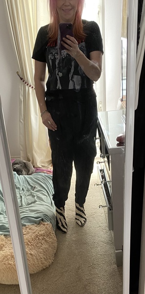 What are you wearing today.. skipping into Spring