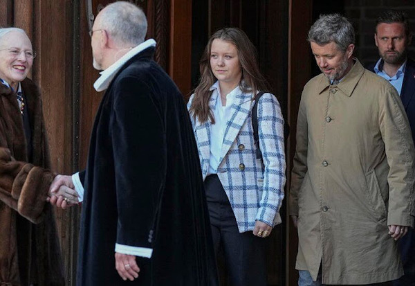 Royal Style: tiaras diamonds and bling, peplums and ruching not our thing