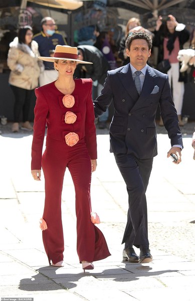 Royal Style: tiaras diamonds and bling, peplums and ruching not our thing