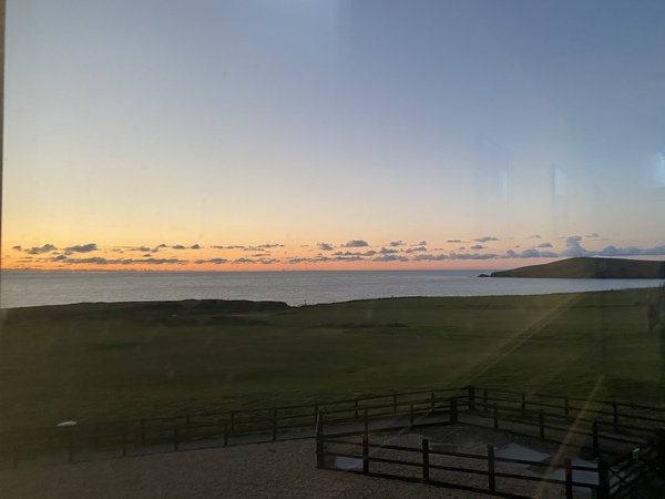 Come and tell me your dull and unexciting news 22: Calmly through the day