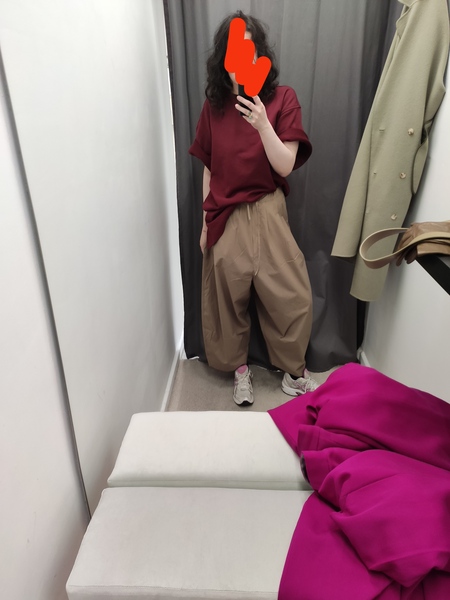 Les Parisiennes des Mamansnet: Maids Cosplaying as Schoolboys are Going to Get Themselves Cancelled by North Korea