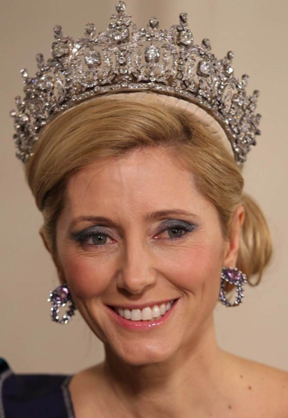 Royal Style: tiaras diamonds and bling, peplums and ruching not our thing