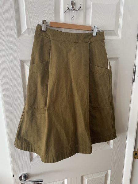 Les Parisiennes des Mamansnet: Maids Cosplaying as Schoolboys are Going to Get Themselves Cancelled by North Korea