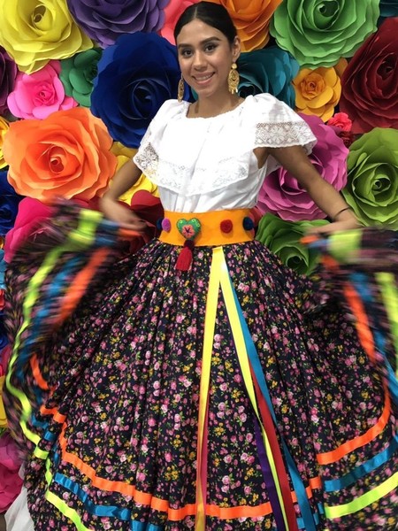 Mirabel's skirt (Encanto)