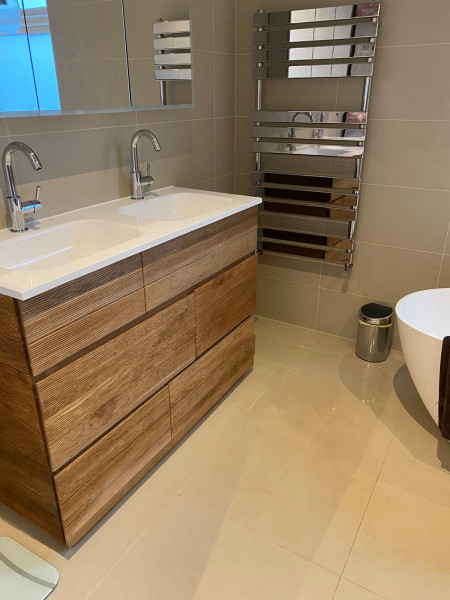 Non-plasticky bathroom sink vanity units that don't cost the earth 