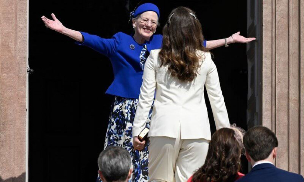 Royal Style: tiaras diamonds and bling, peplums and ruching not our thing