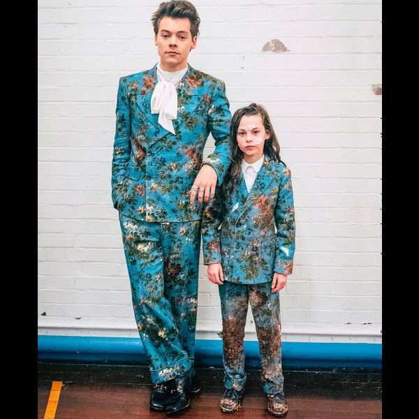 40 yo DH wants to dress like Harry Styles. 
