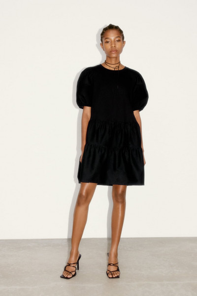 If anyone can find me this outfit you are a miracle worker.
