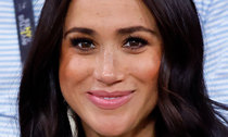 Famous people doppelgängers … I’ll start!