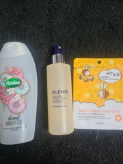 Are you addicted to beauty products? If so, please join - we are "Beauty addicts anonymous" 💜